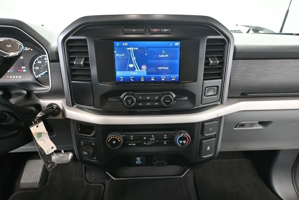 Used 2023 White Ford XLT image 31