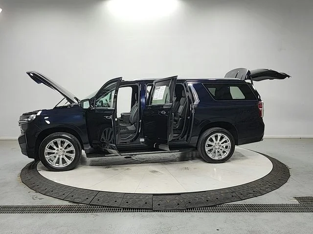 Used 2021 Blue Chevrolet Premier image 12