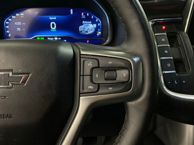 Used 2023 Black Chevrolet Z71 image 13