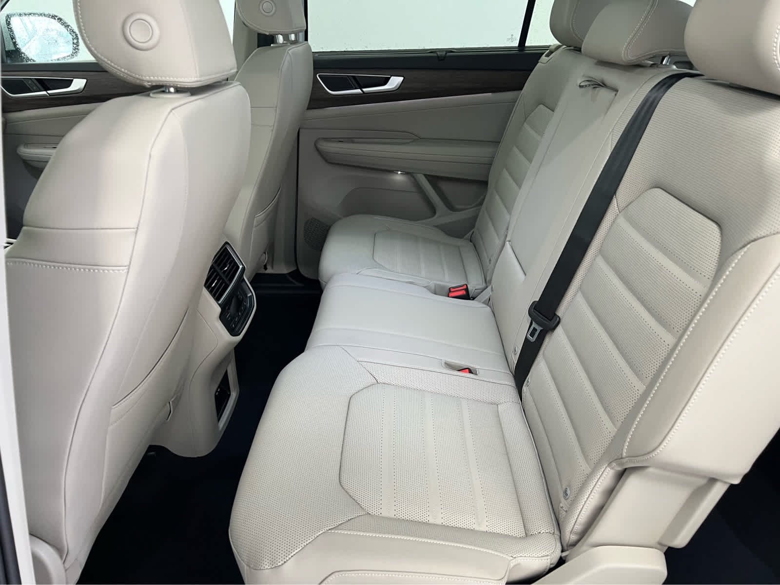 2026 Volkswagen Atlas SEL - Photo 29