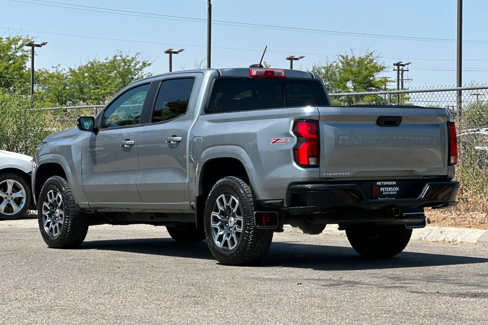 Used 2023 Gray Chevrolet Z71 image 5