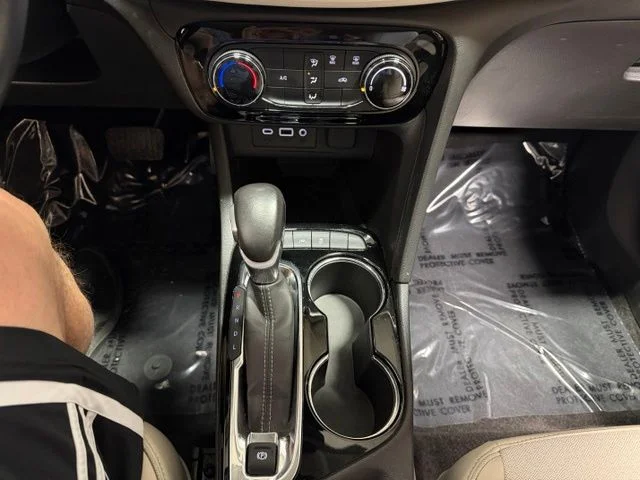 Used 2022 Black Buick Preferred image 36