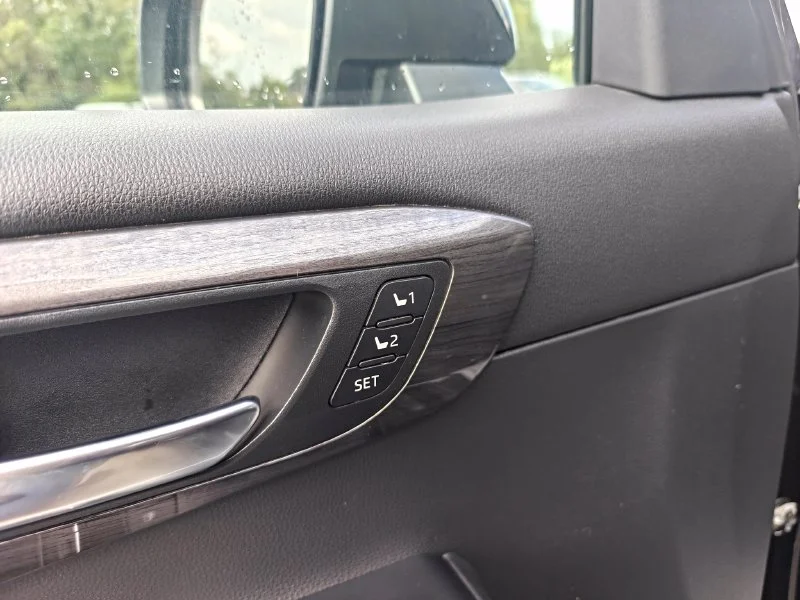 Used 2022 Black Toyota Platinum image 17