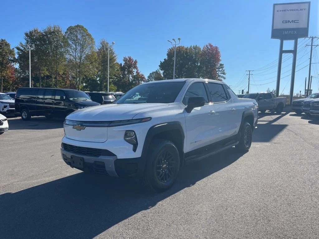 Summit White 2025 Chevrolet Silverado EV LT Crew Cab e4WD Pickup Truck All-Wheel Drive