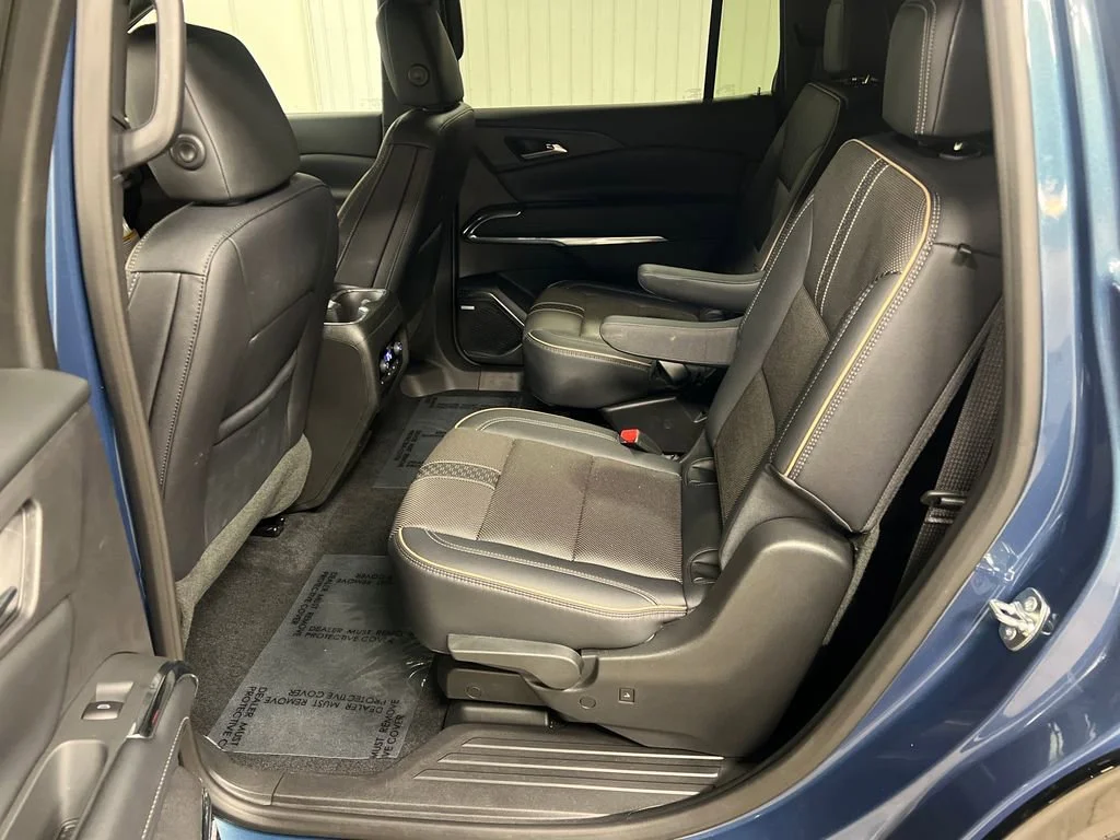 2026 Chevrolet Traverse High Country - Photo 14