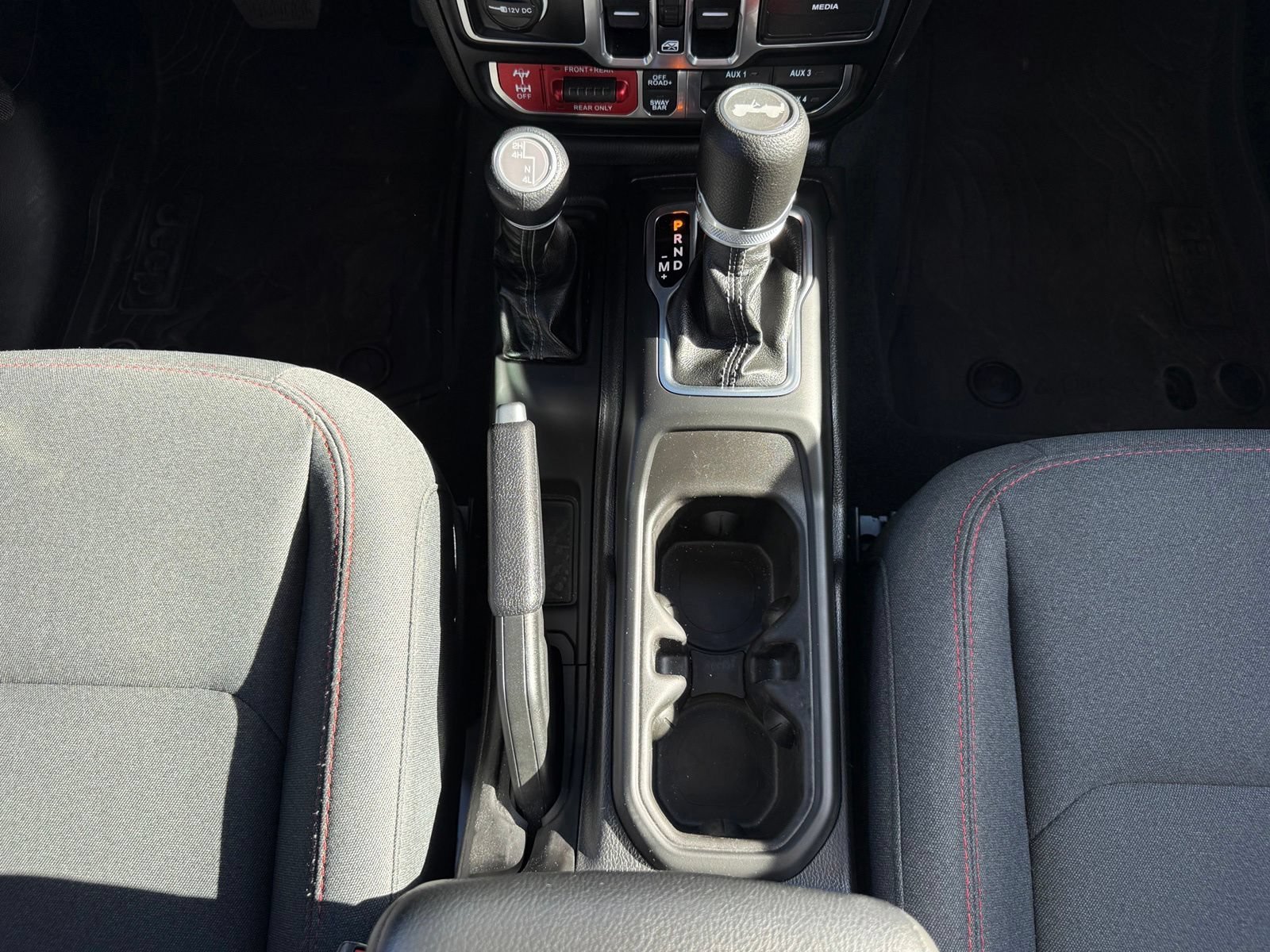 2025 Jeep Wrangler 4-Door Rubicon - Photo 27