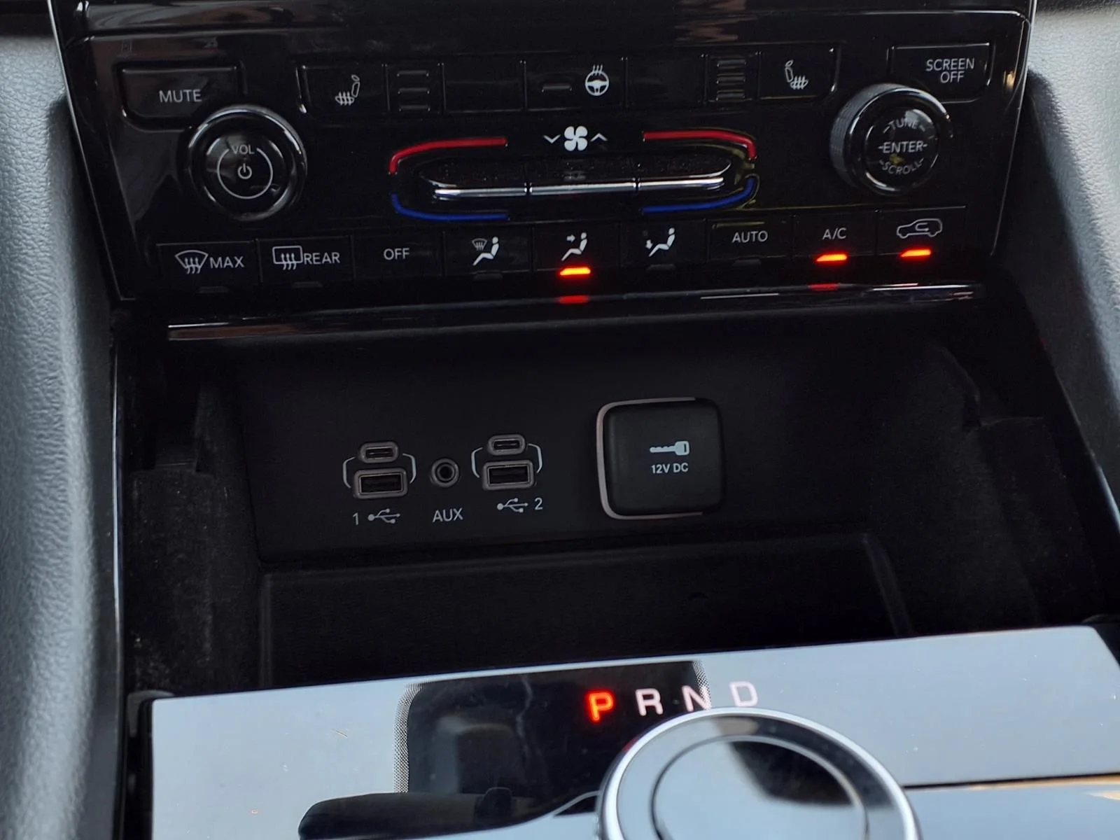 Used 2022 Gray Jeep Altitude image 9
