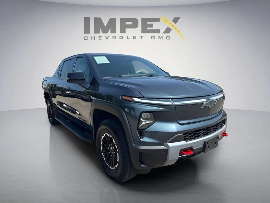 Used 2026 Blue Smoke Metallic Chevrolet Trail Boss - Max Range image 7