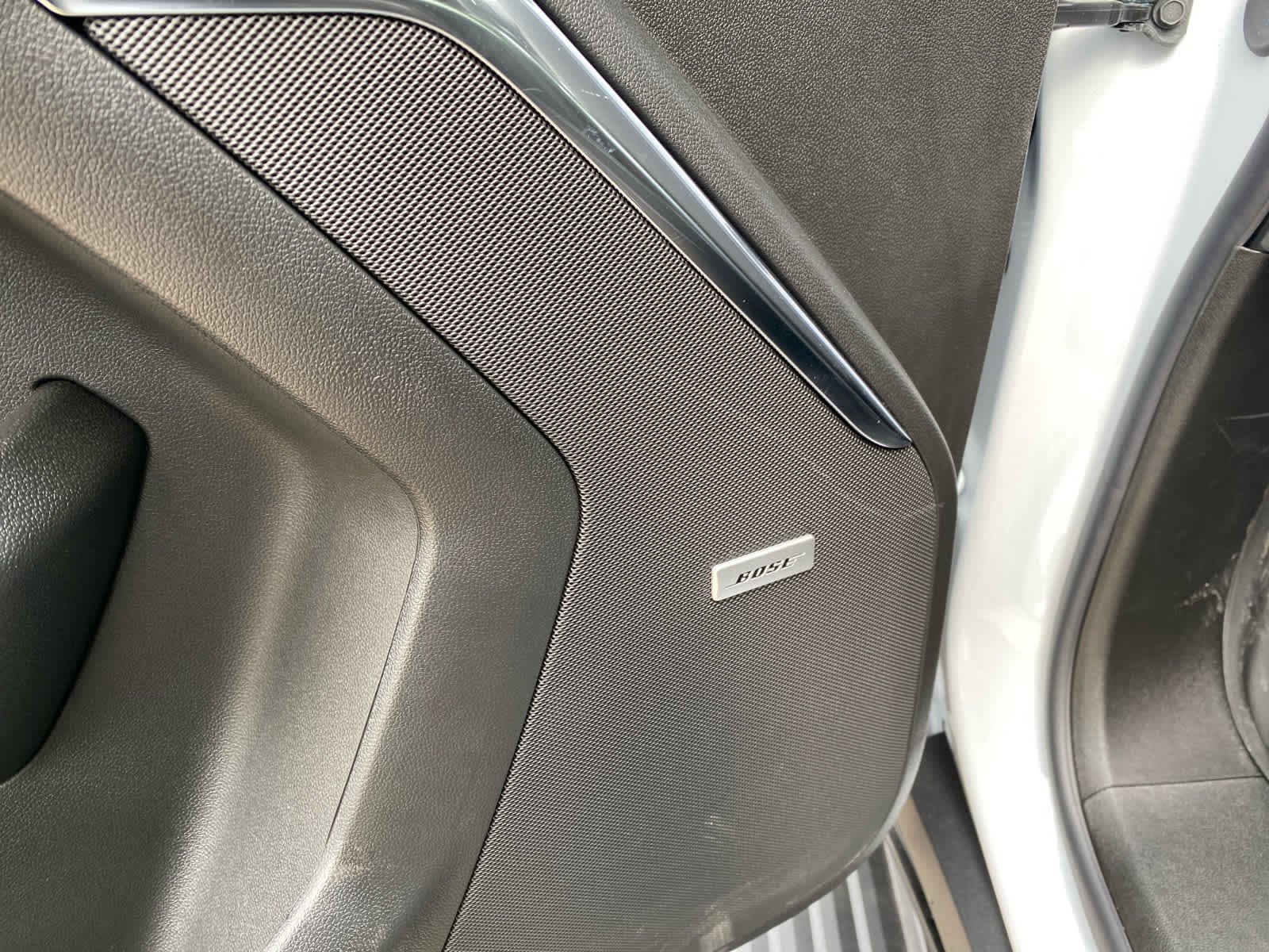 2026 GMC Yukon Denali - Photo 13