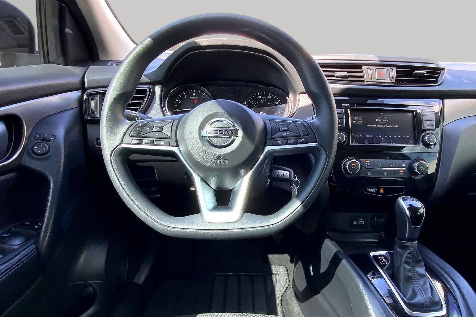 Used 2020 Magnetic Black Pearl Nissan S image 5