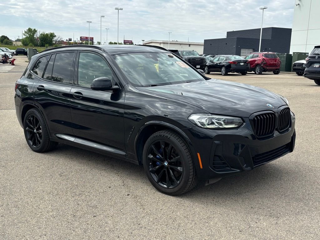 2022 BMW X3 xDrive30i's photo
