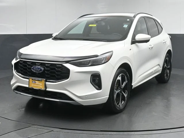 Certified Used 2023 Star White Ford ST-Line Elite image 3