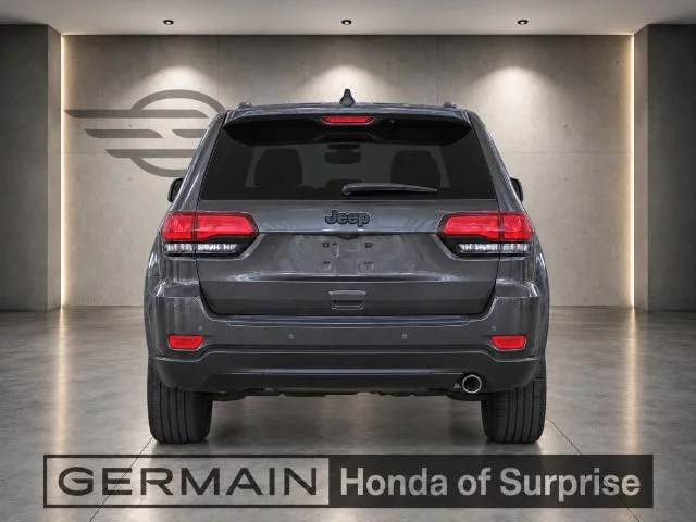 Used 2021 Granite Crystal Metallic Clearcoat Jeep Laredo X image 4
