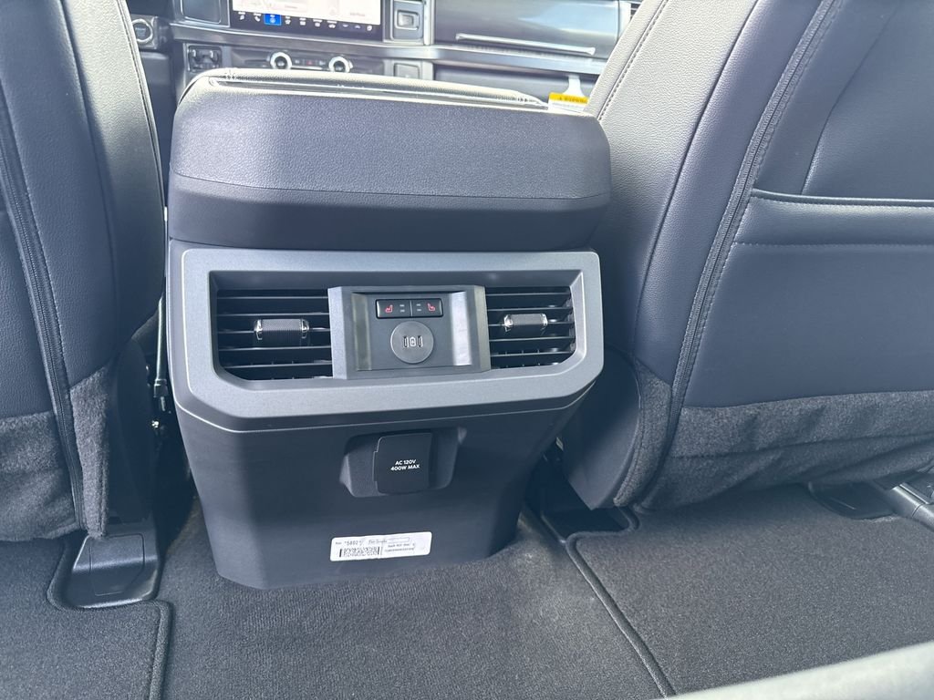 New 2026 Agate Black Metallic Ford F-350® Lariat® image 34