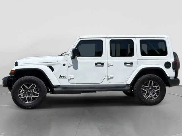 New 2026 Bright White Clear-Coat Exterior Paint Jeep Sahara image 7