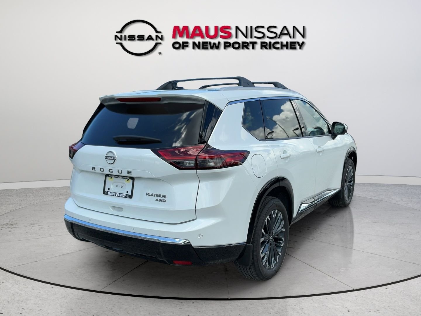 New 2026 White Nissan Platinum image 10