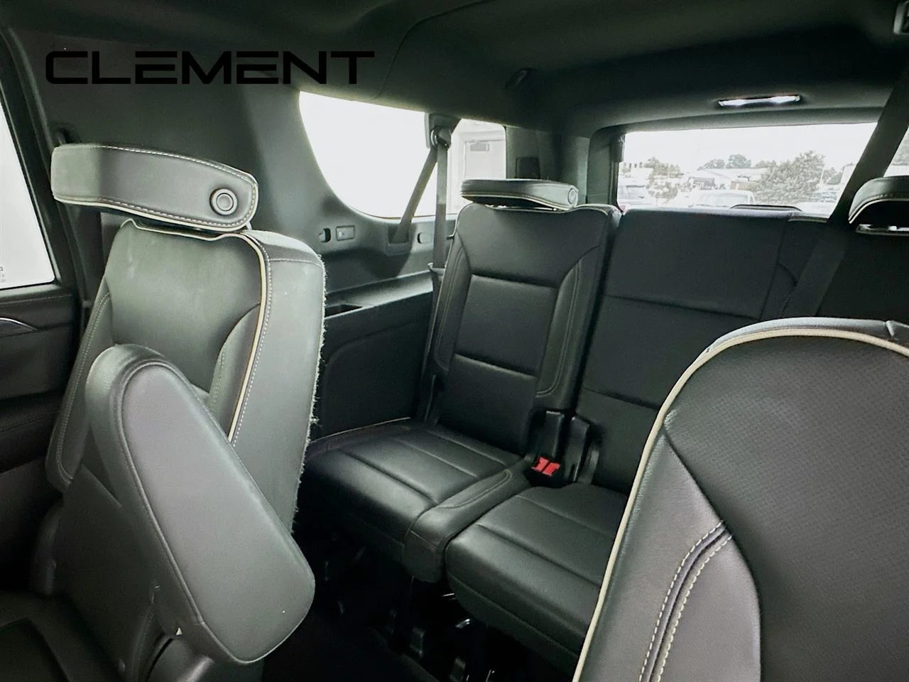 Used 2022 Gray GMC SLT image 33