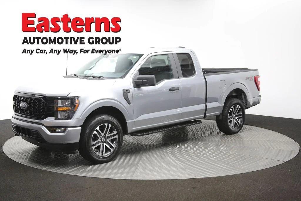 Used 2023 Silver Ford XL image 57