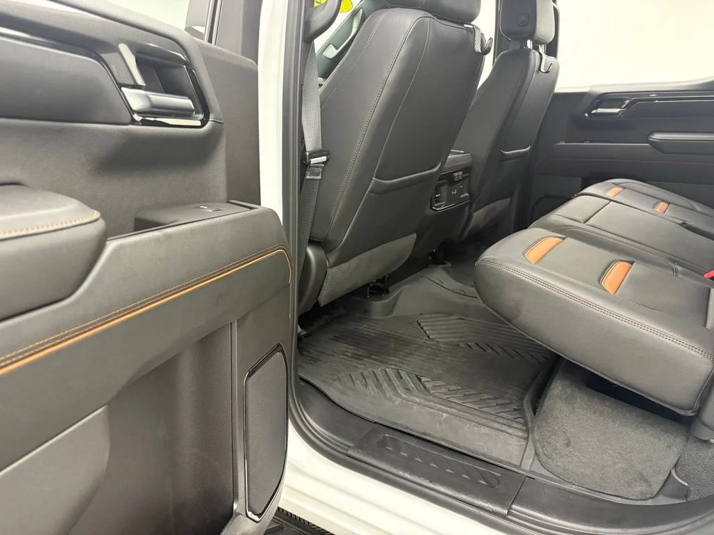Used 2024 Summit White GMC AT4 image 39
