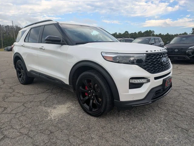 Used 2023 White Ford ST image 2