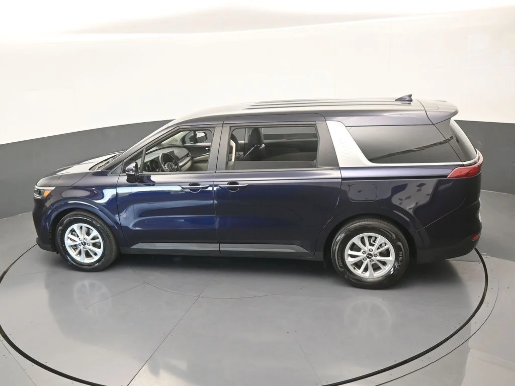 Used 2024 Deep Chroma Blue Kia LX image 48