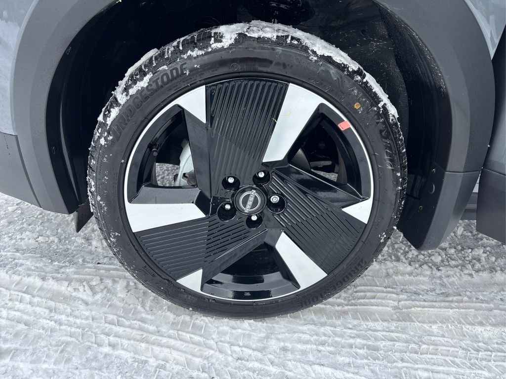 New 2026 Gray Nissan SR image 12