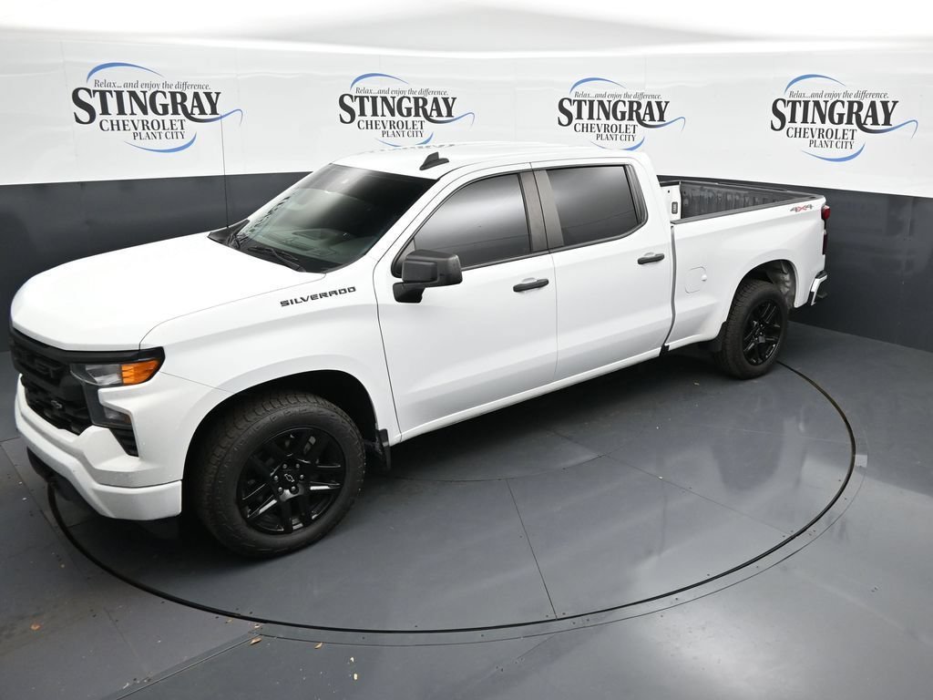Used 2022 Summit White Chevrolet Custom image 20