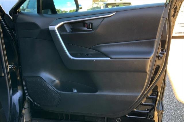 Certified Used 2020 MIDNIGHT BLACK METAL Toyota  image 21