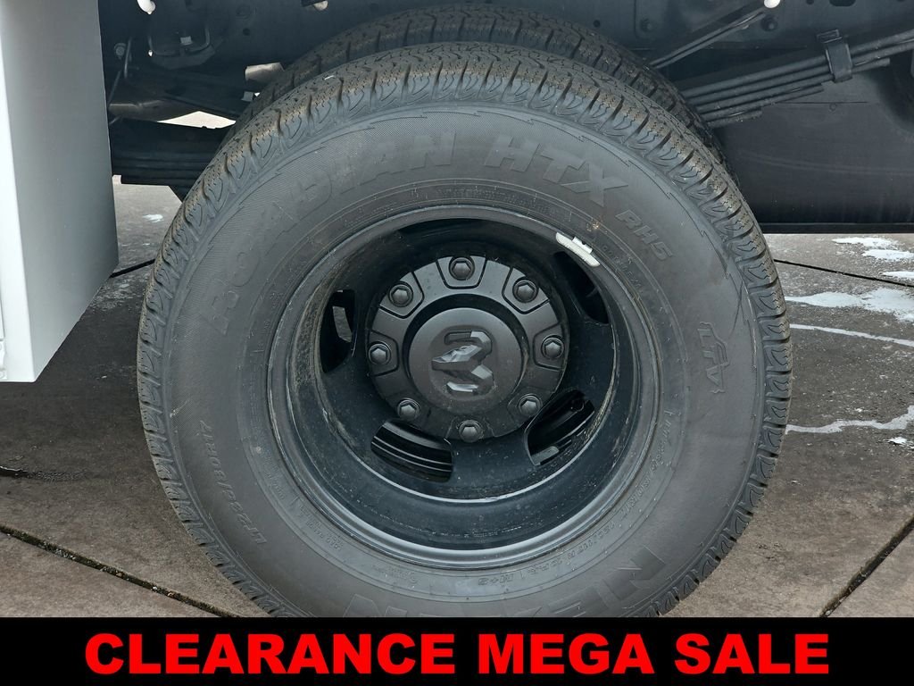 2025 RAM 3500 Chassis Tradesman - Photo 37