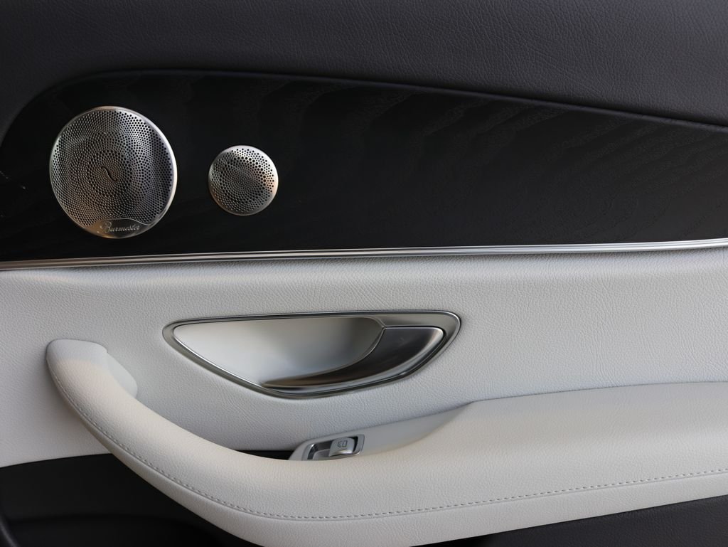 Used 2022  Mercedes-Benz E 450 image 33