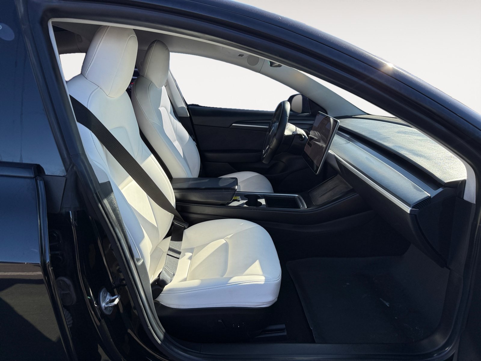 Used 2021 Black Tesla Standard Range Plus image 19