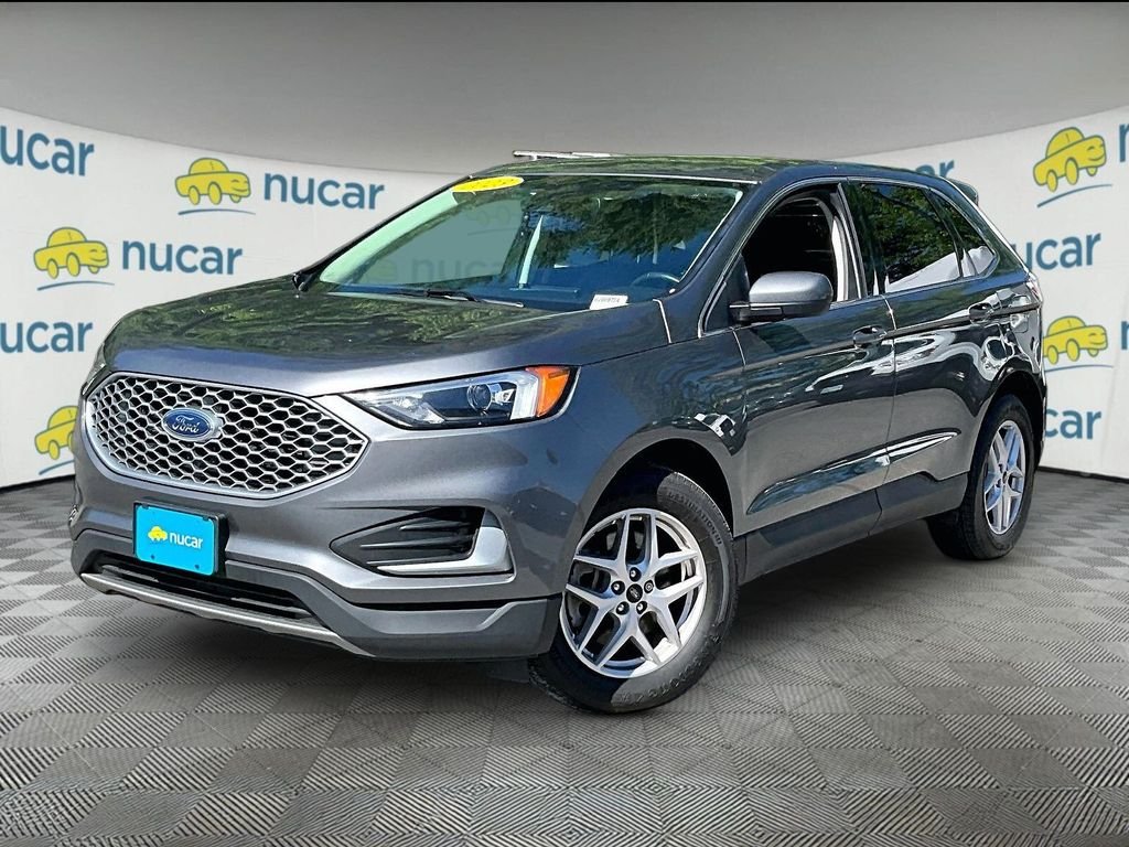 Used 2023 Gray Ford SEL image 3
