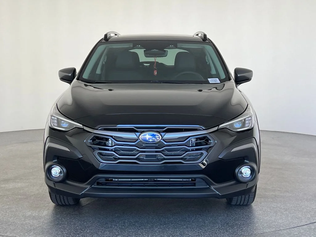 New 2026 CRYSTAL BLACK SILICA Subaru Limited image 10