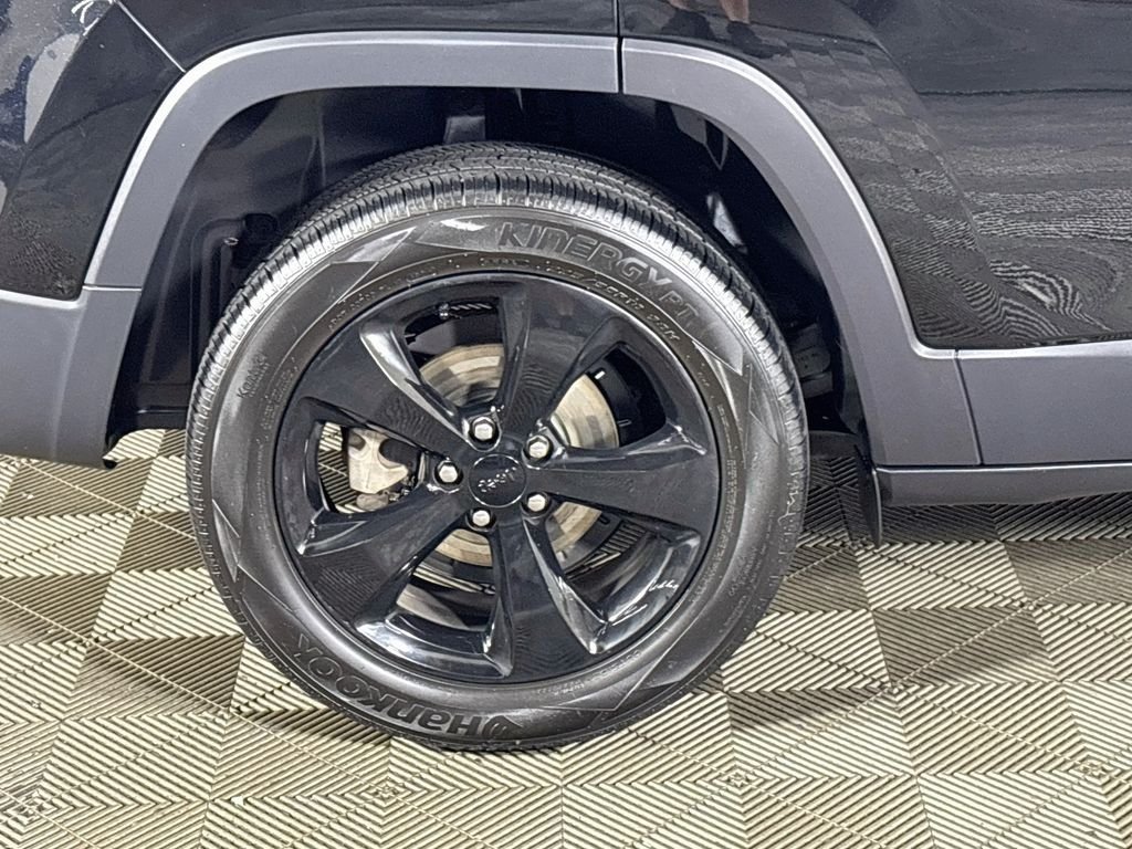 Used 2017 Black Jeep Sport image 21