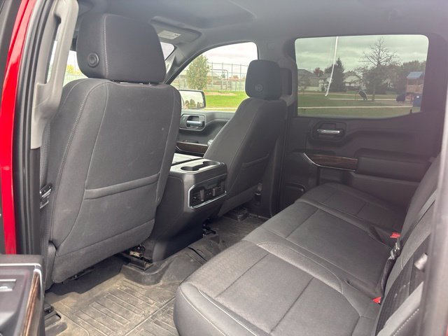 Used 2021 Red GMC Elevation image 5