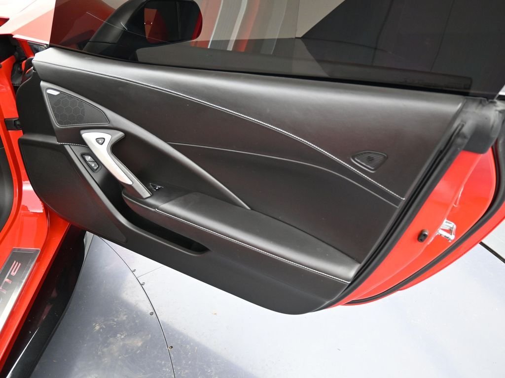 Used 2015 Torch Red Chevrolet Z06 image 20