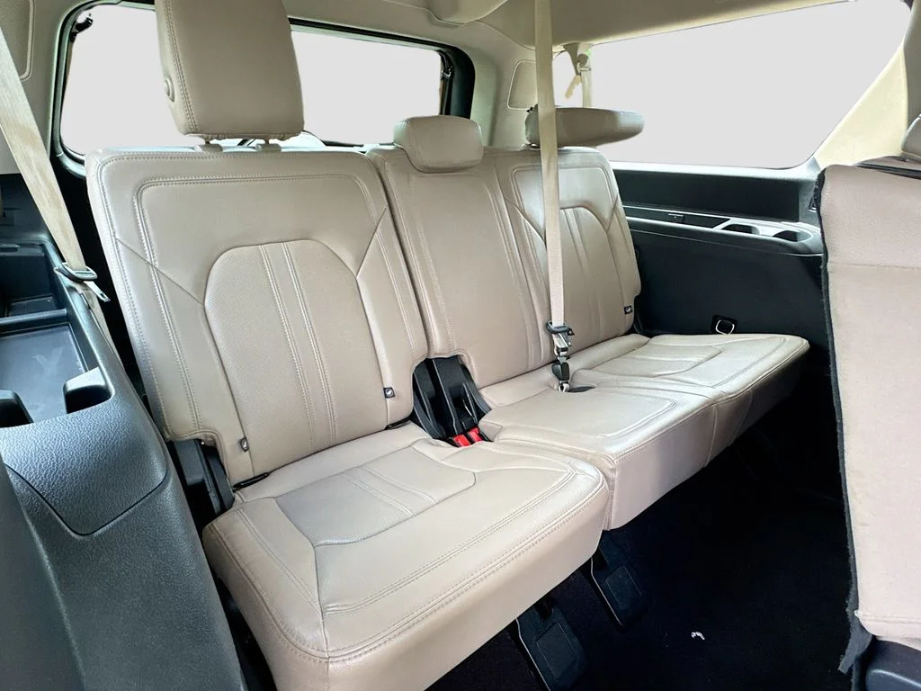 Used 2022 White Ford Limited image 30
