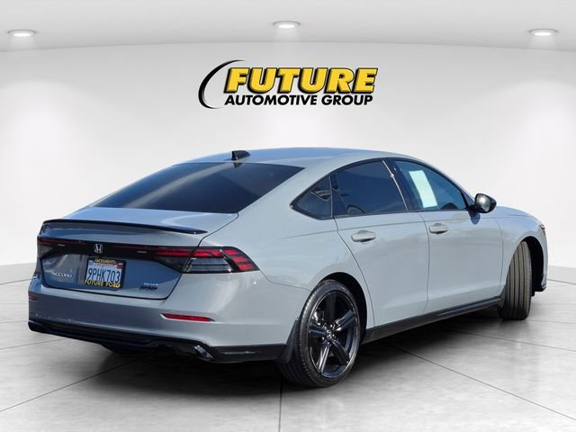 Used 2025 White Honda Sport-L image 4