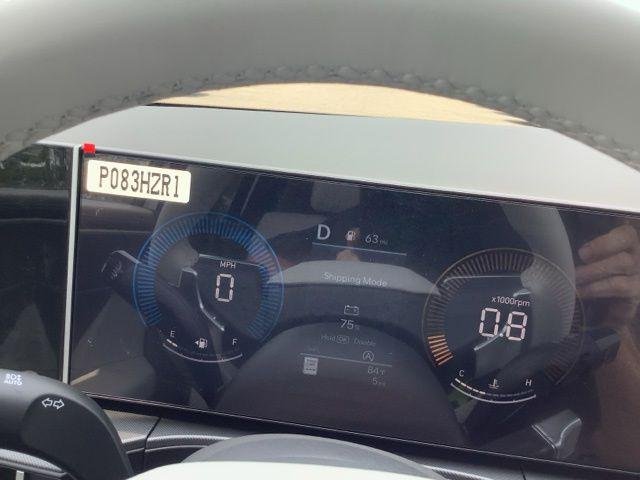 New 2027 Silver Hyundai SE image 34