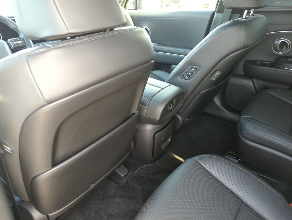 Used 2026 Black Hyundai Calligraphy image 28