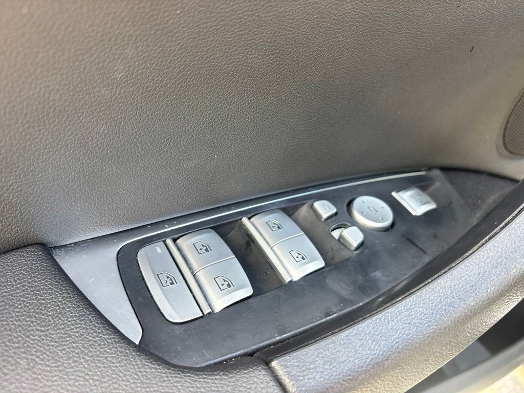 Used 2020 Gray BMW sDrive30i image 11