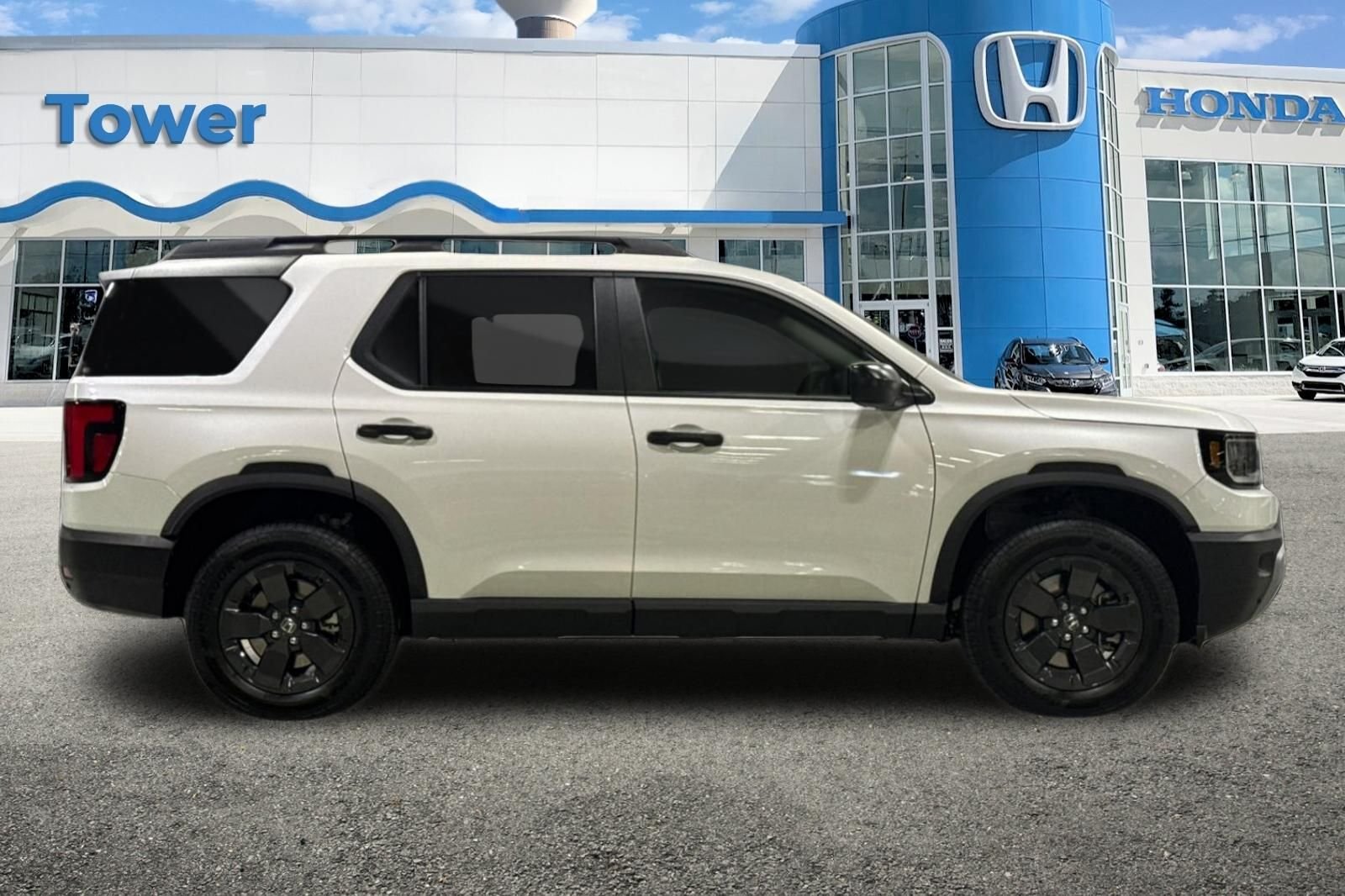 New 2026 Platinum White Pearl Honda RTL image 3