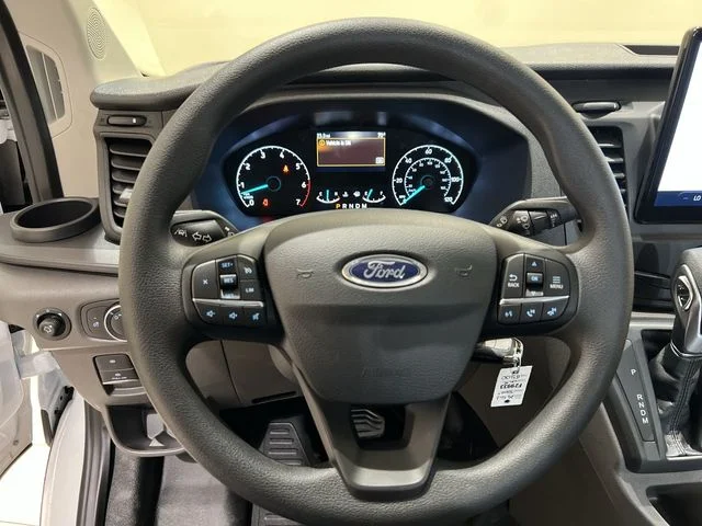 New 2025 Oxford White Ford Cargo Van image 39