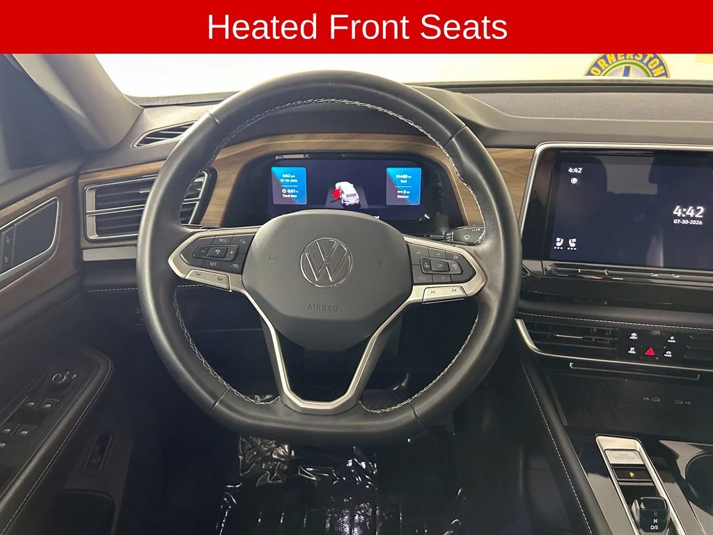 Used 2025 Pure White Volkswagen 2.0T SE w/Technology image 6