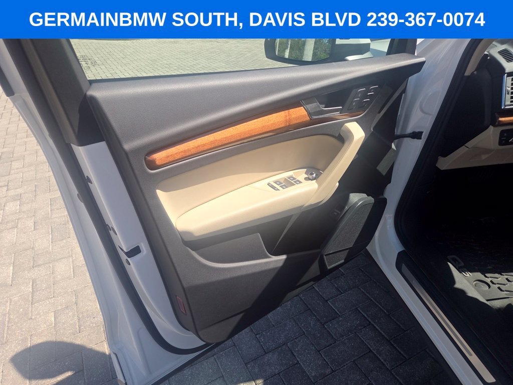 Used 2021 Ibis White Audi 45 Premium image 34