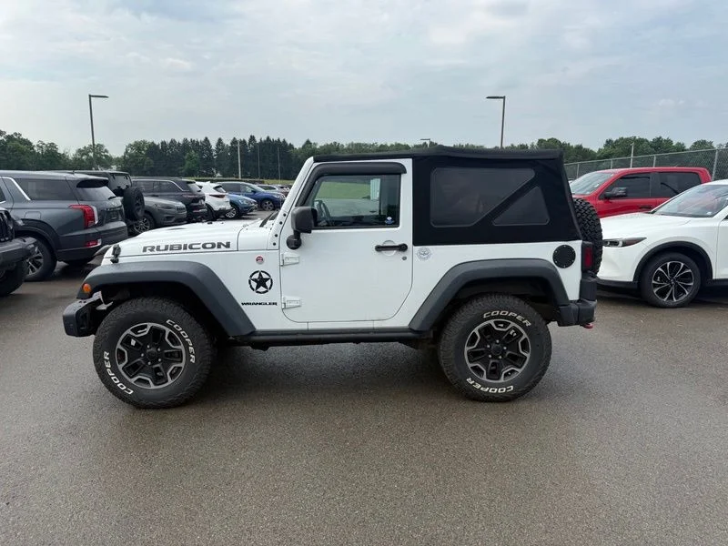 Used 2014 White Jeep Rubicon X image 9