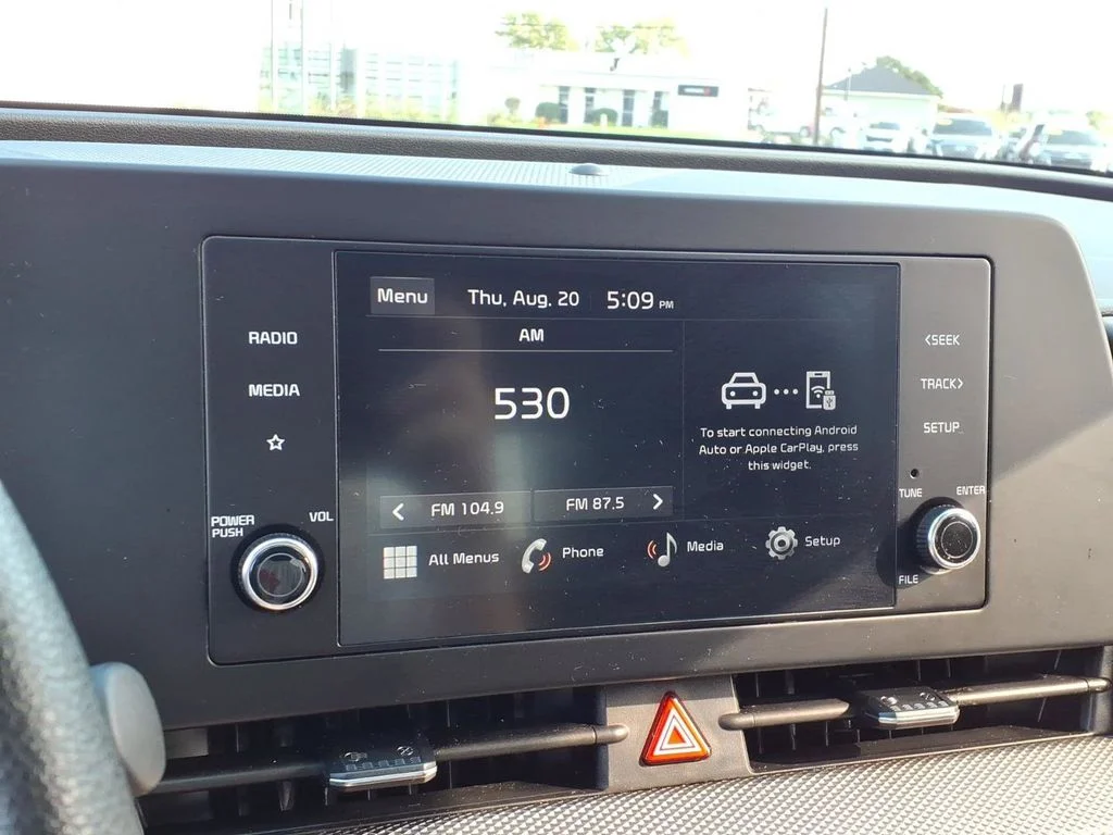 Used 2023 White Kia LX image 18