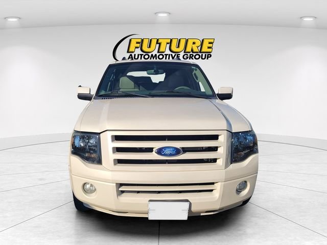 Used 2008  Ford Limited image 2
