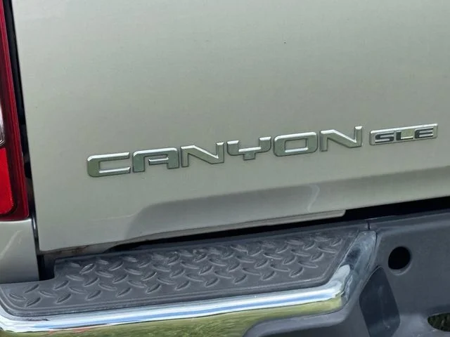 Used 2009 Silver GMC Value Package image 17