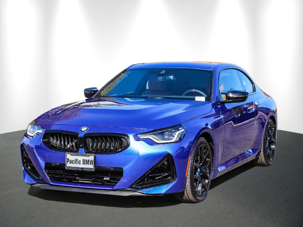 2026 BMW 2 Series photo 3